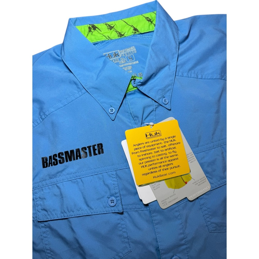 Huk Bassmaster Performance Fishing Shirt Mens S Short Sleeve Button Up Vented